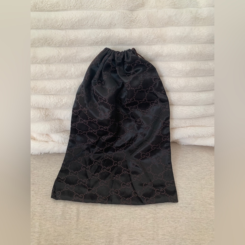 Gucci dust bag